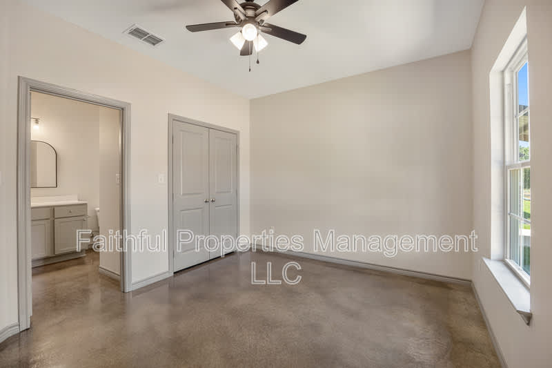 13554 Farm to Market Road 14 – photo 5