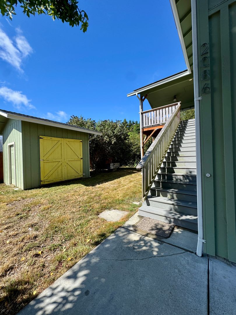 Newly Remodeled Eureka Apartment Tier 1 – photo 2