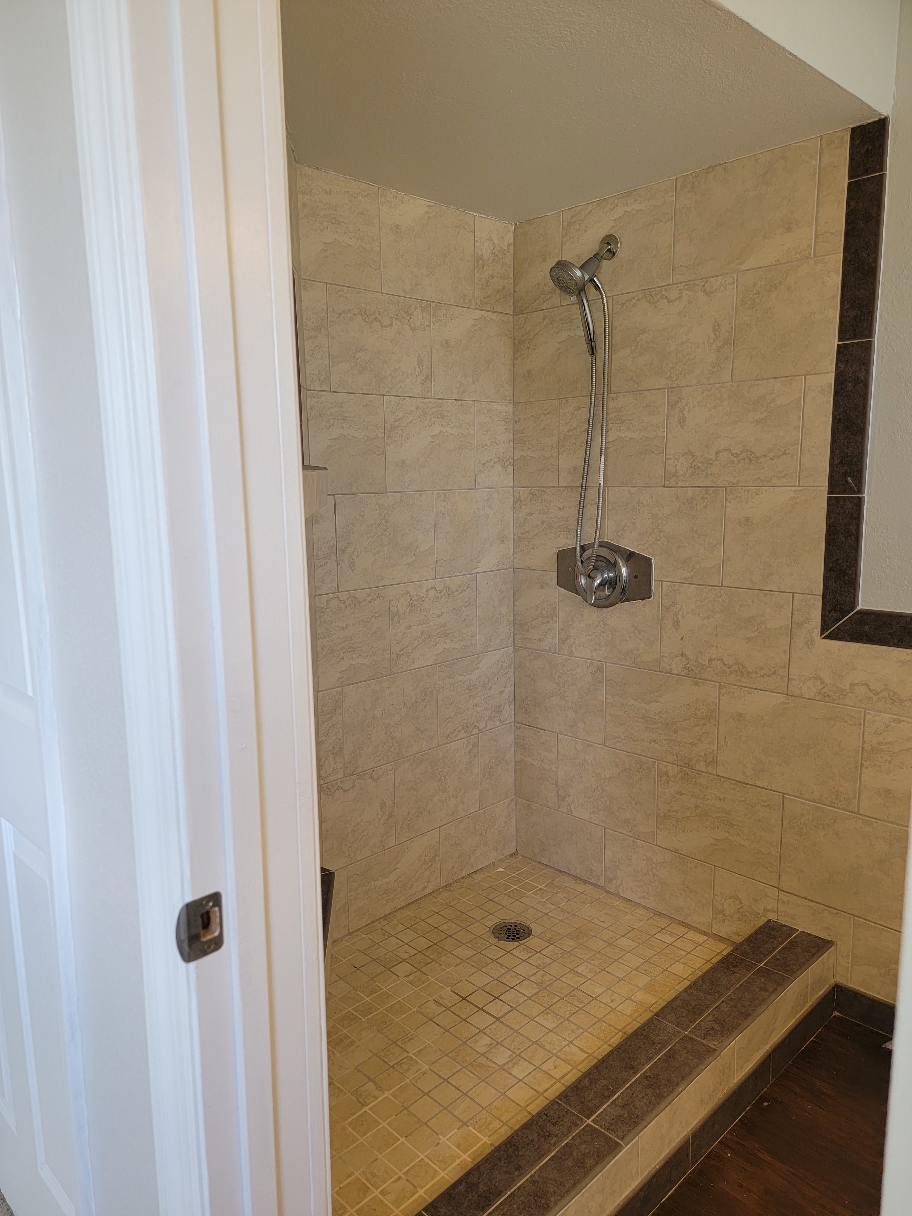 1310 Bayview Drive – photo 3