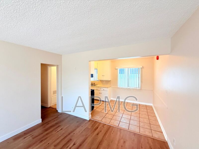 11185 Carson Drive – photo 4