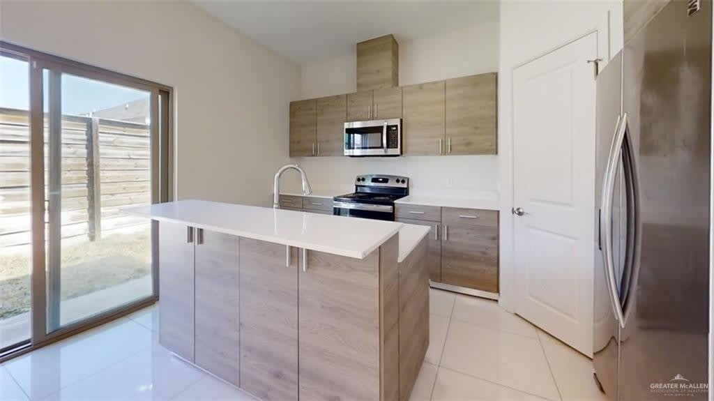 5608 Nightingale Avenue – photo 4