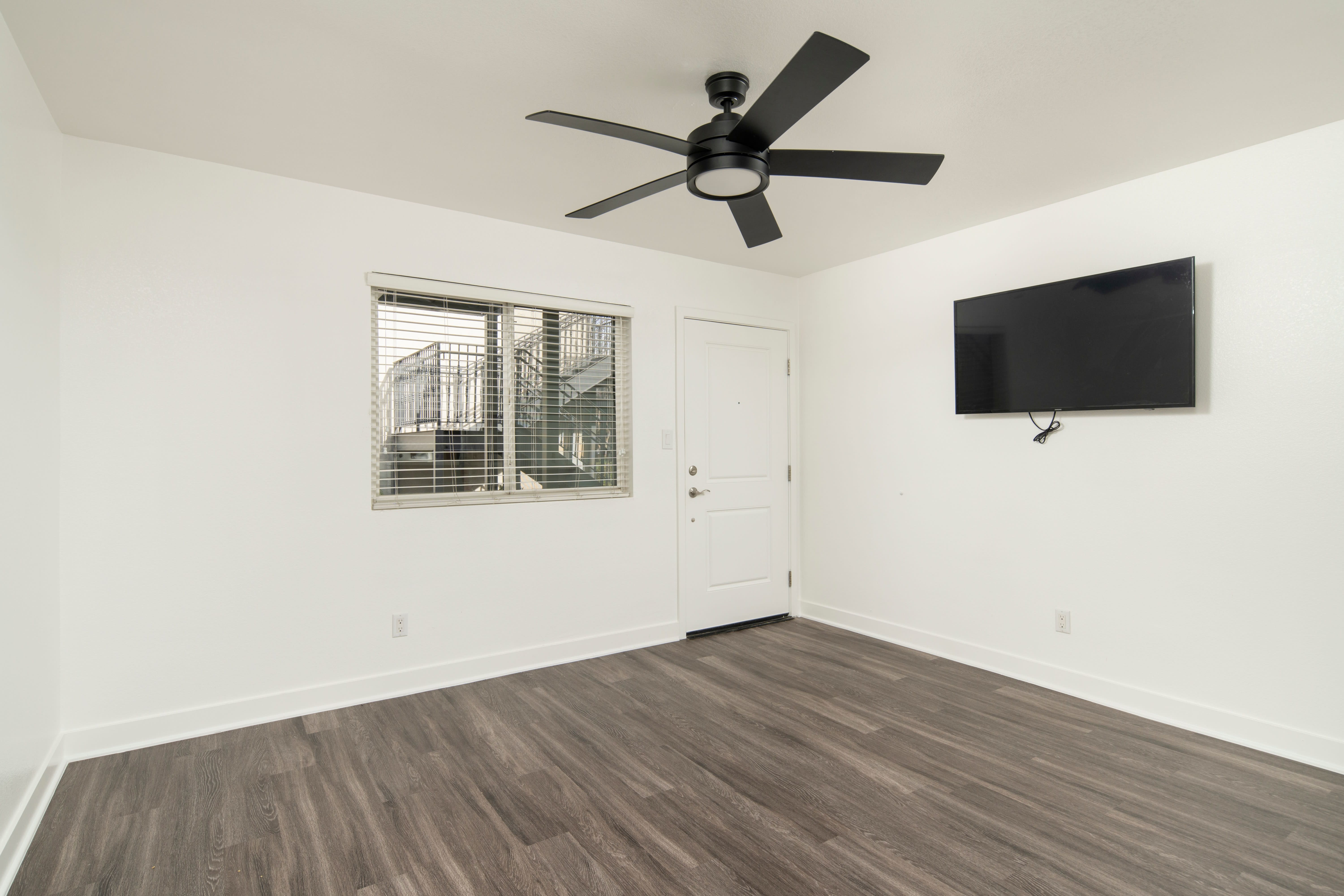 5826 W Campbell Ave – photo 5