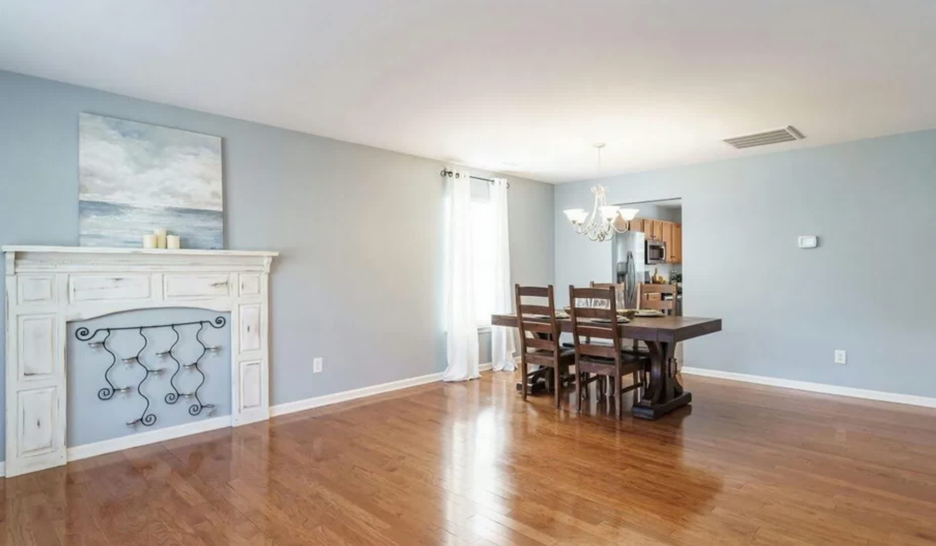 4 Bedroom, 2.5 Bath Home- Short Commute to Fort Bragg! – photo 5
