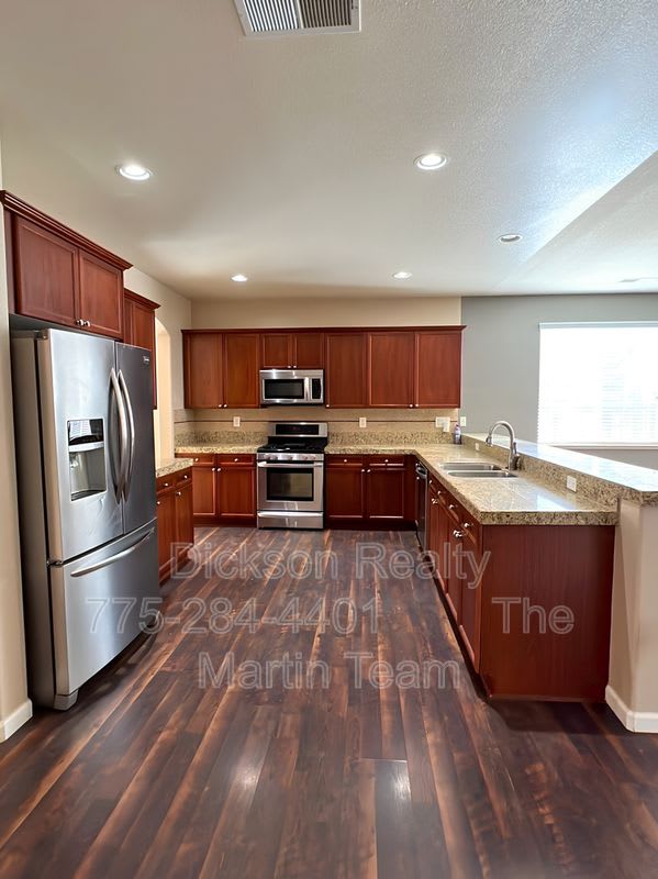 6242 Ten Mile Court – photo 4