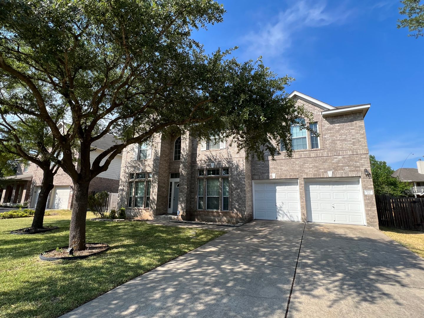Two Story Large 4 Bedroom And 2 5 Bathroom Home Is For Rent In A Quiet Neighborhood Of Pflugerville Texas – photo 2