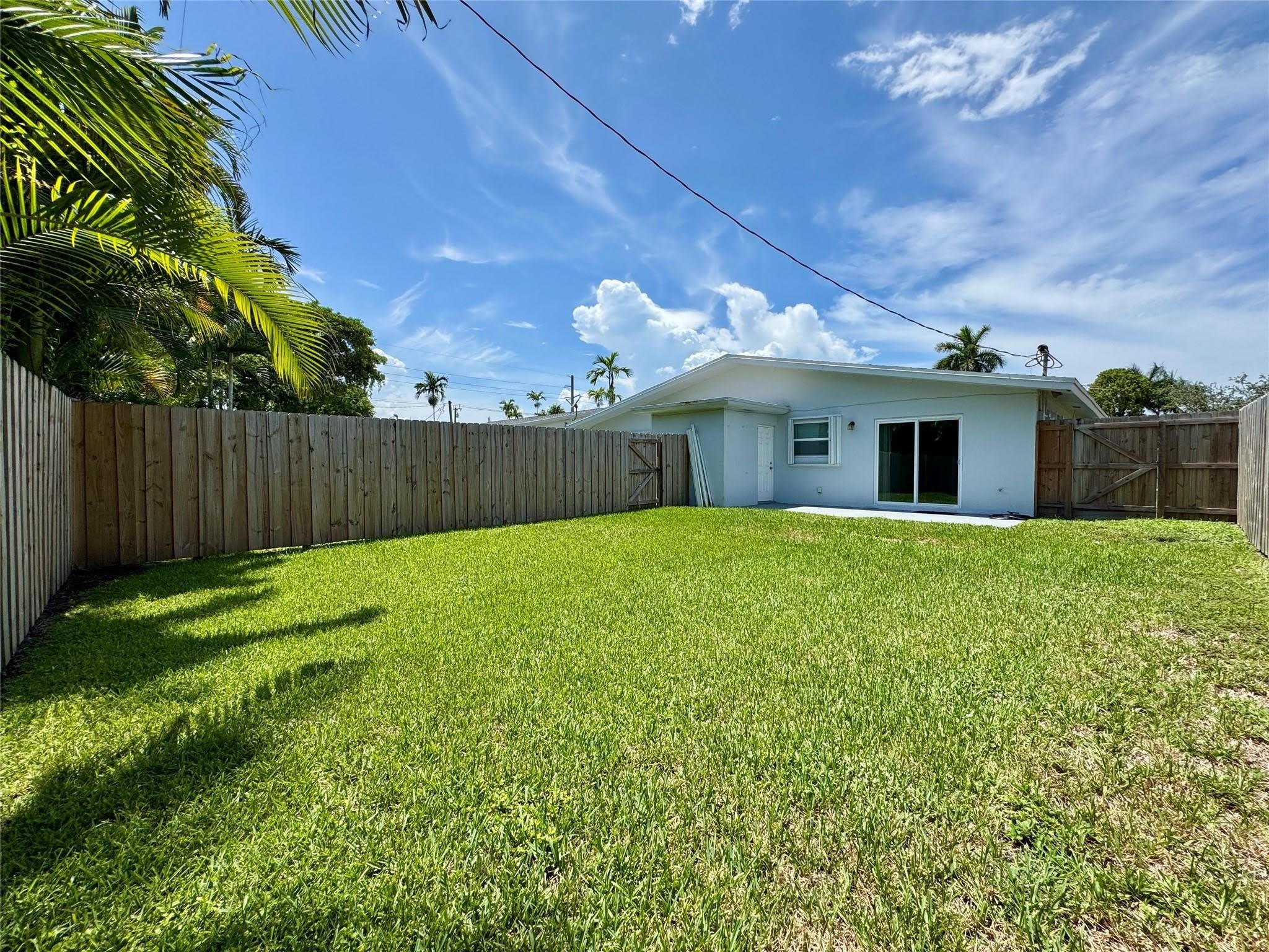 838 SW 14TH Street – photo 2