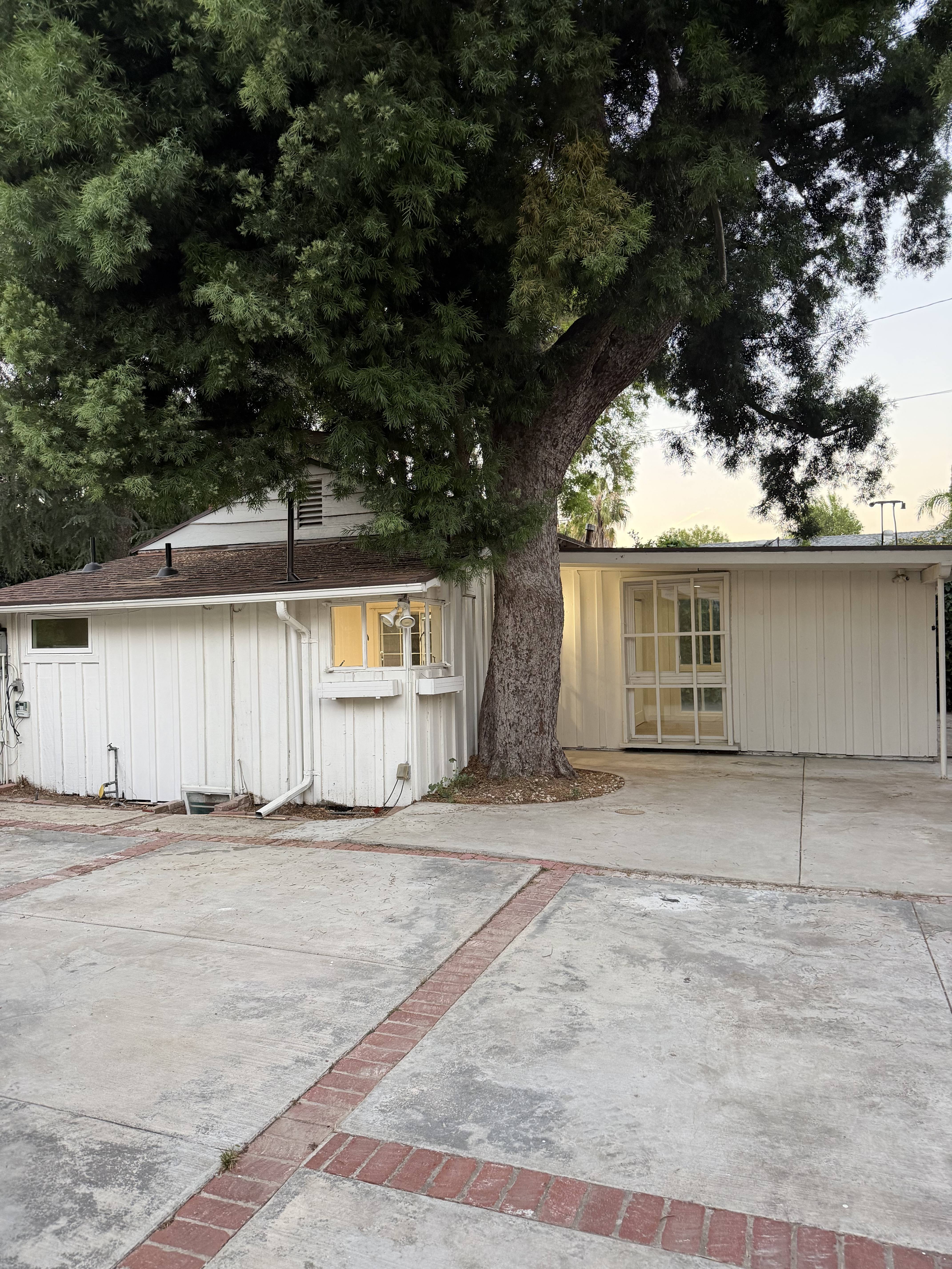 15505 Lemay Street – photo 3