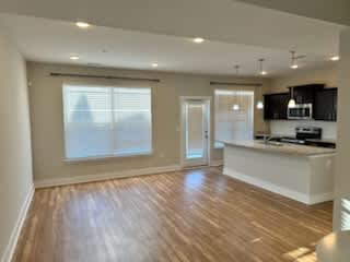 6006 Hillside Lane – photo 3