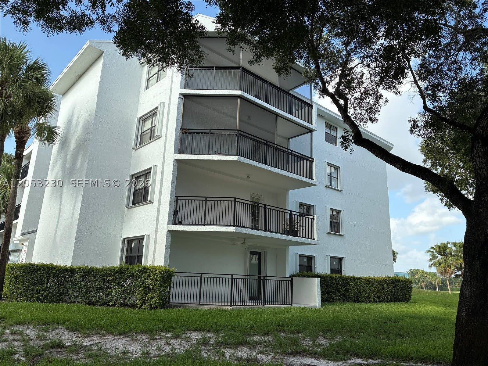 16141 Blatt Blvd – photo 3