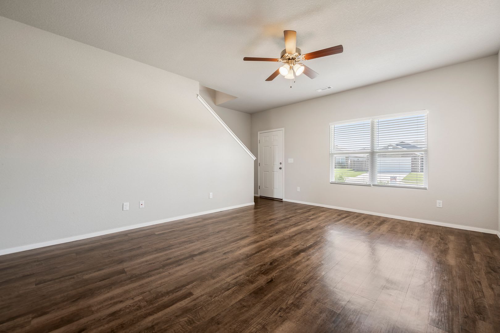 New Home Waiting For You! – photo 3