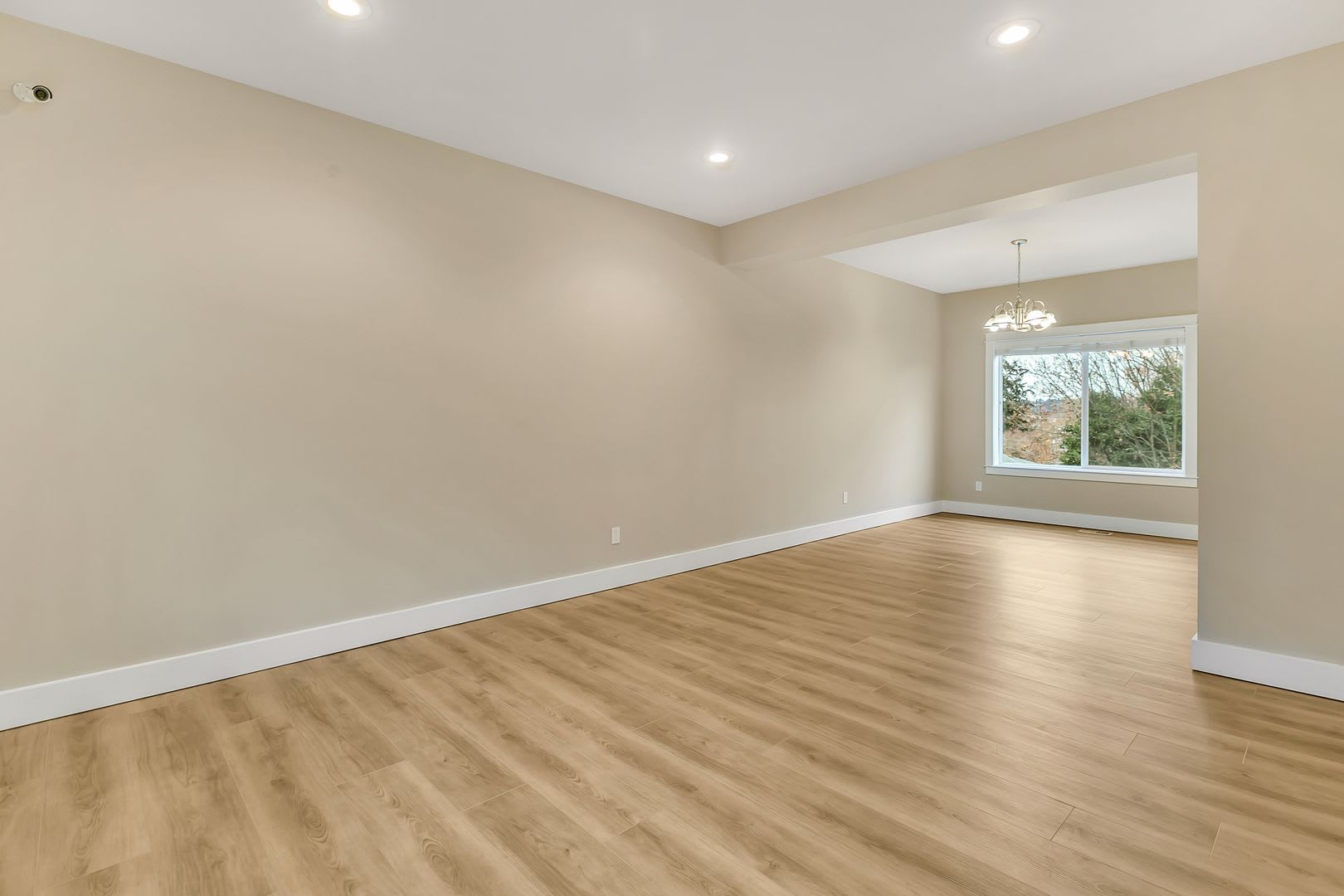 729 Prospect Ave N – photo 5