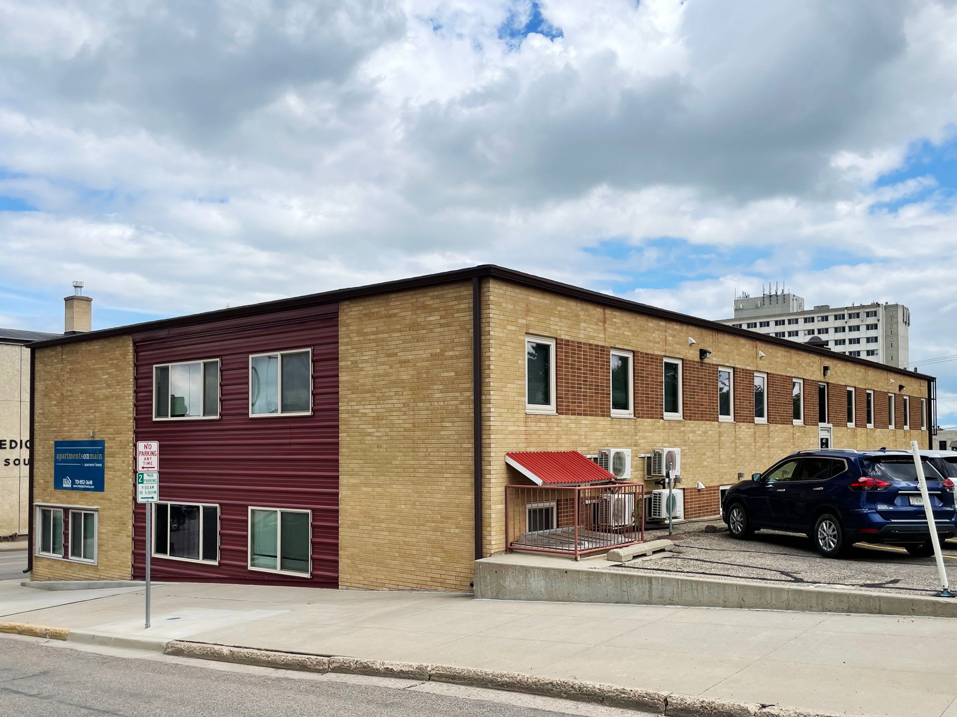 Apartments on Main – photo 1