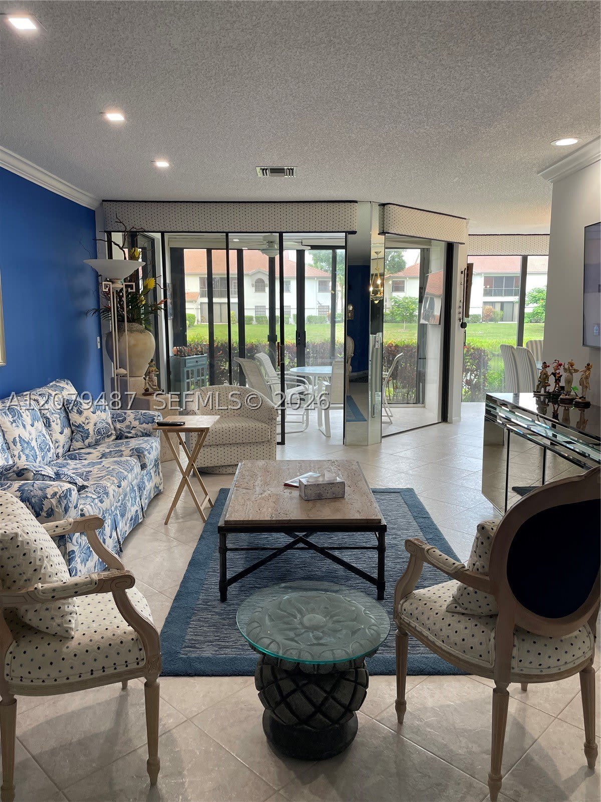 5291 Europa Dr – photo 2