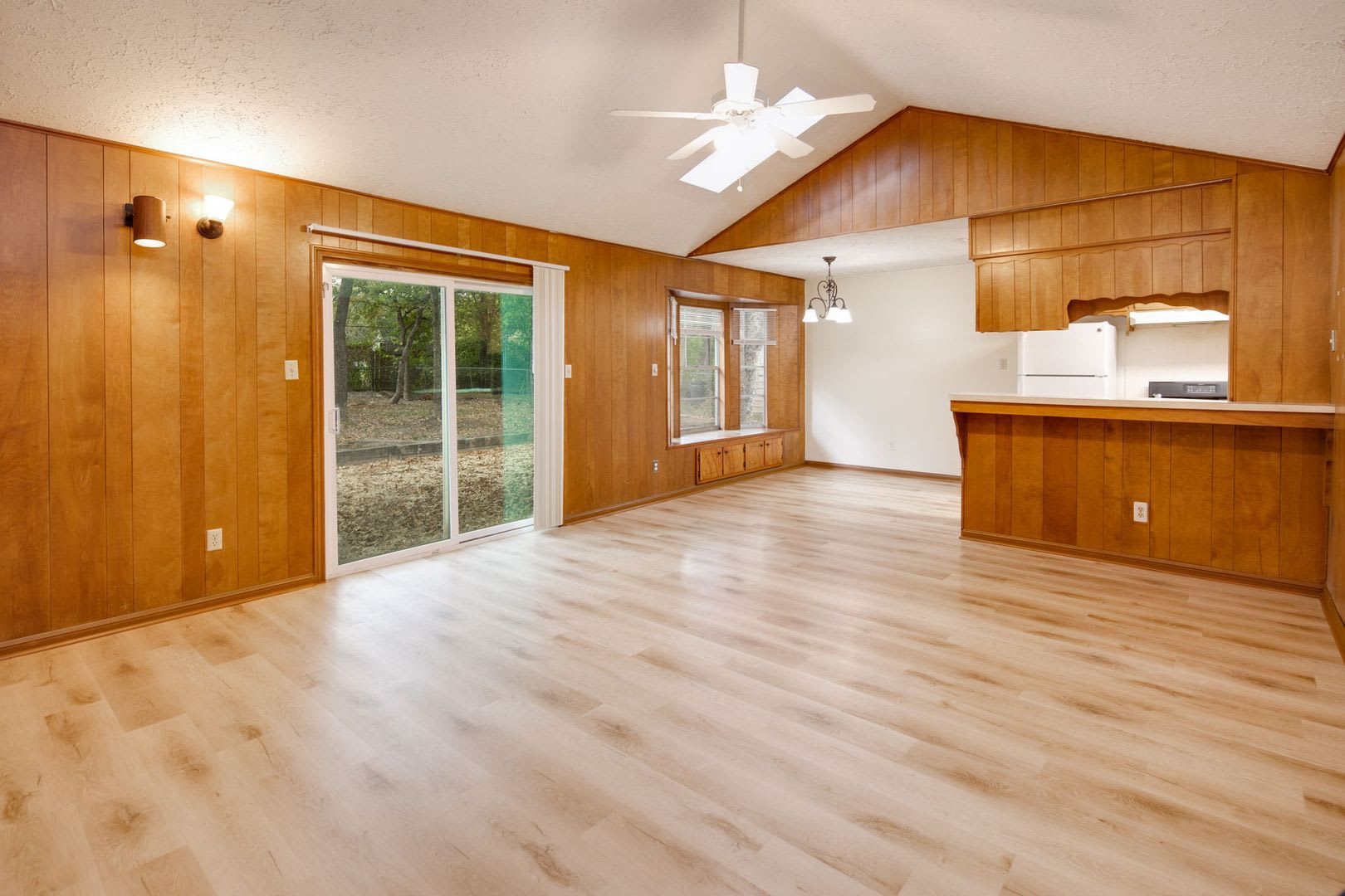 AUGUST PRE-LEASE! 3 bed, 2 bath home in Eastgate! – photo 4