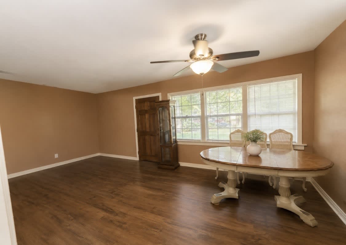 5237 Ash Ave – photo 3
