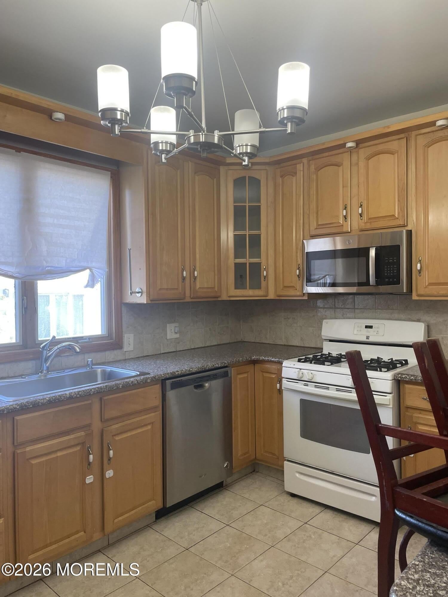 538 Ocean Boulevard – photo 4