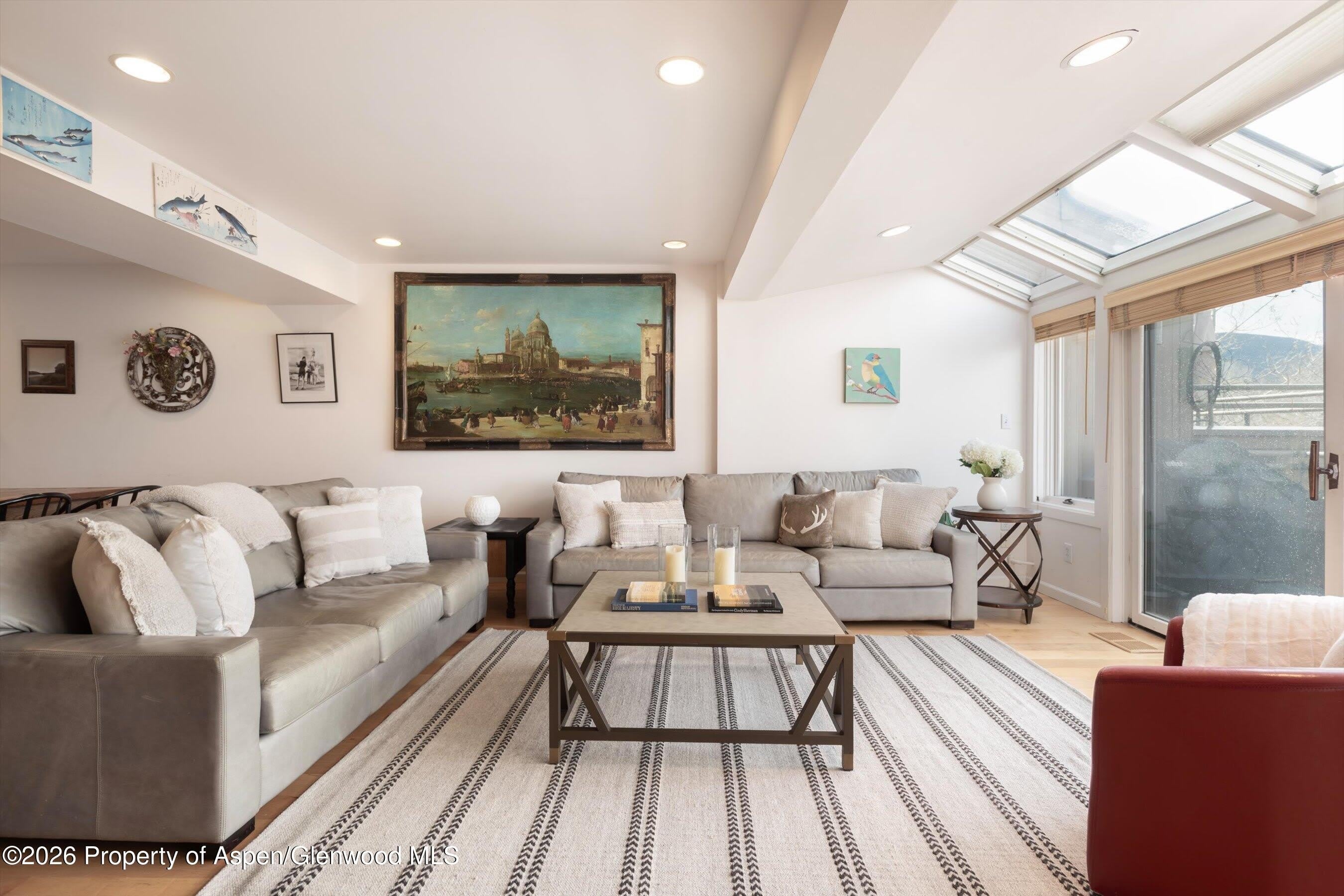100 N 8th Street – photo 1