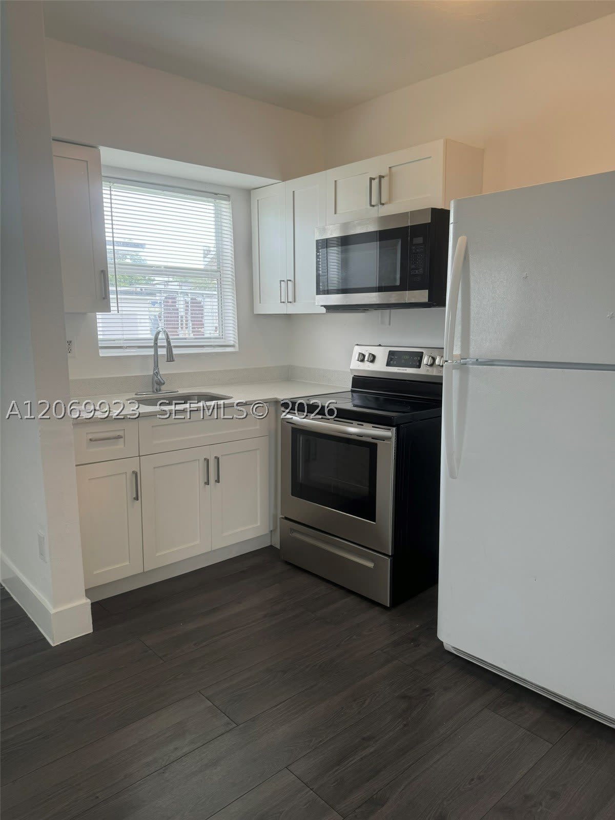 2150 Nw 24Th St – photo 5