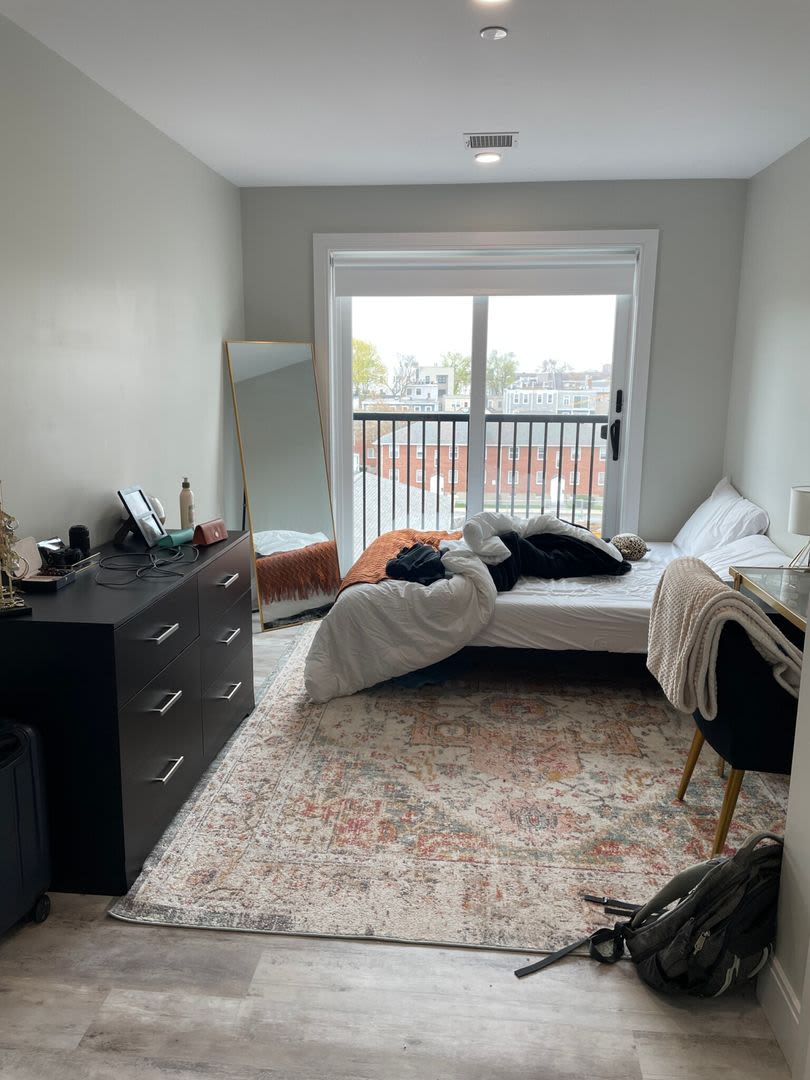 Beautiful Southie apartment – photo 3