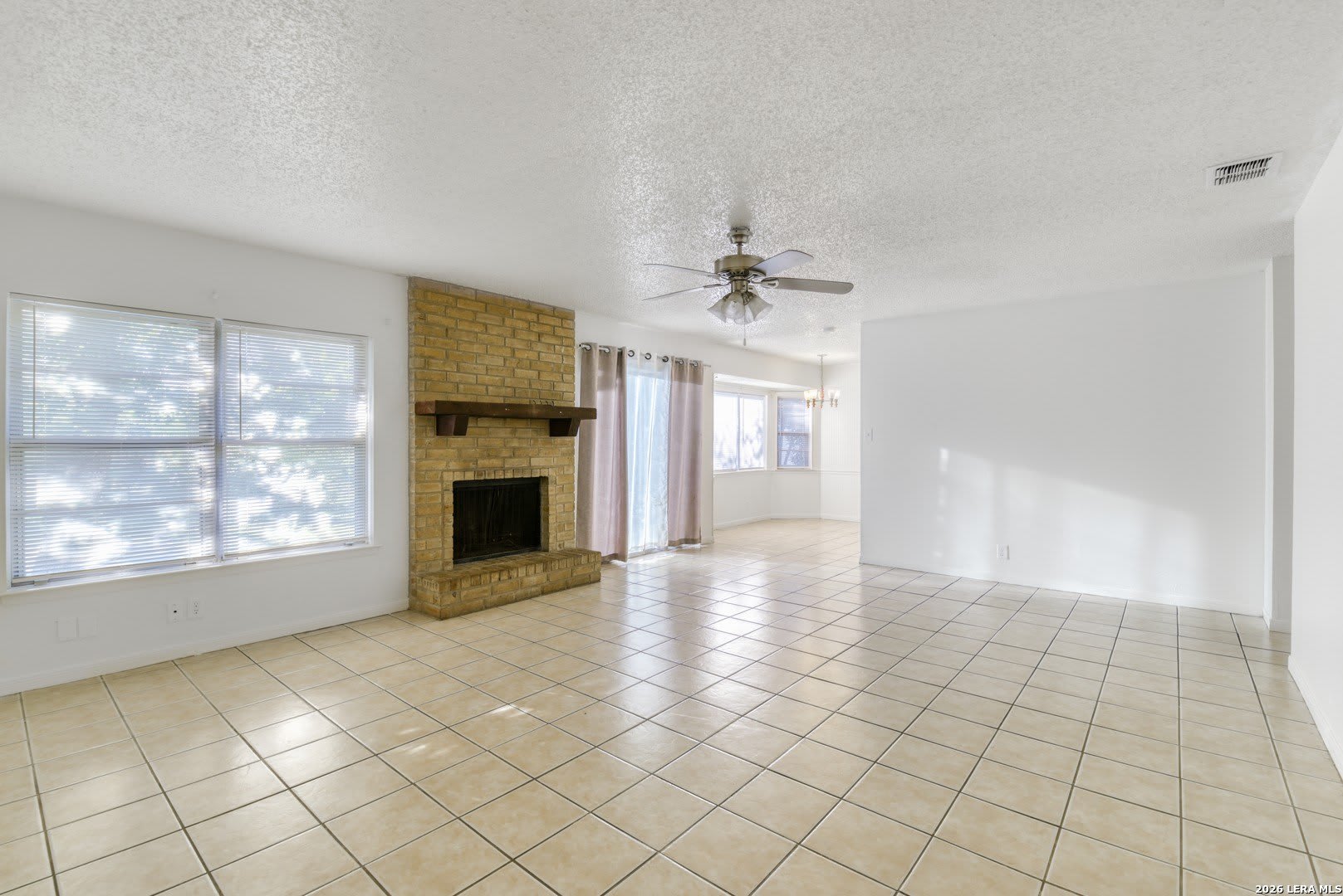 11507 SPRING CREST ST – photo 2