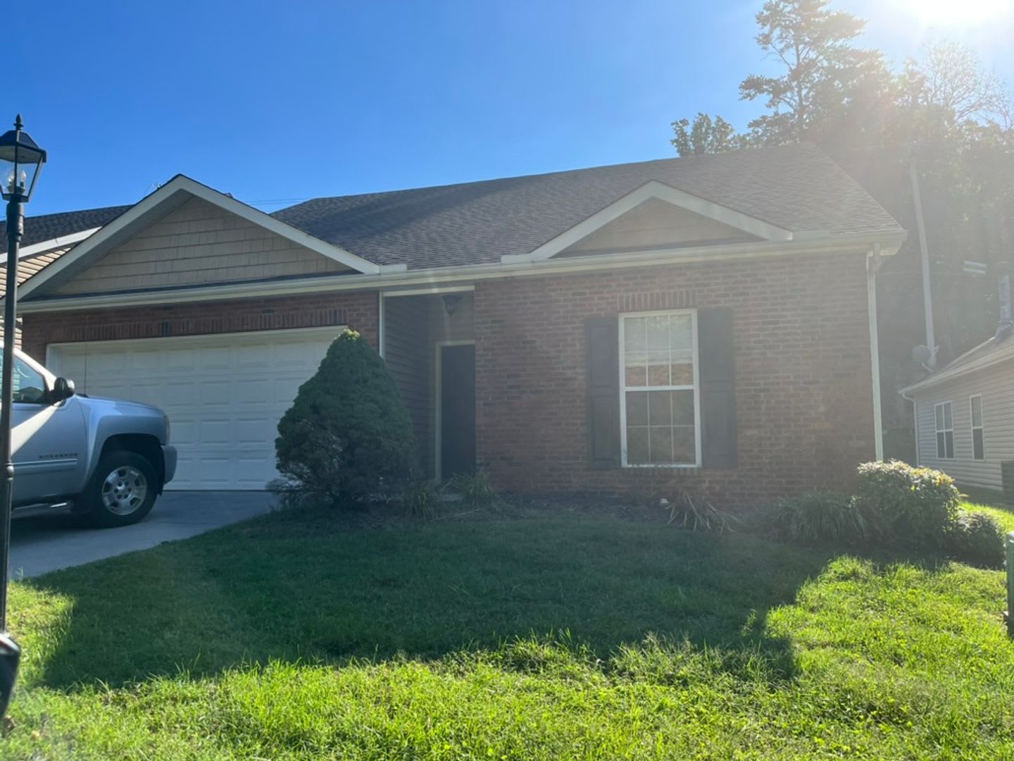 Charming One-Level 3BR Condo in Farragut – photo 1