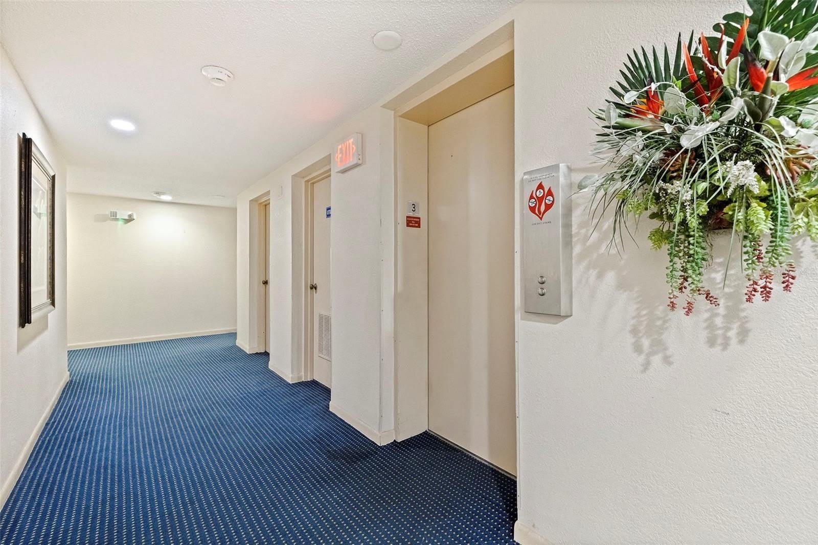 6145 SUN Boulevard – photo 4