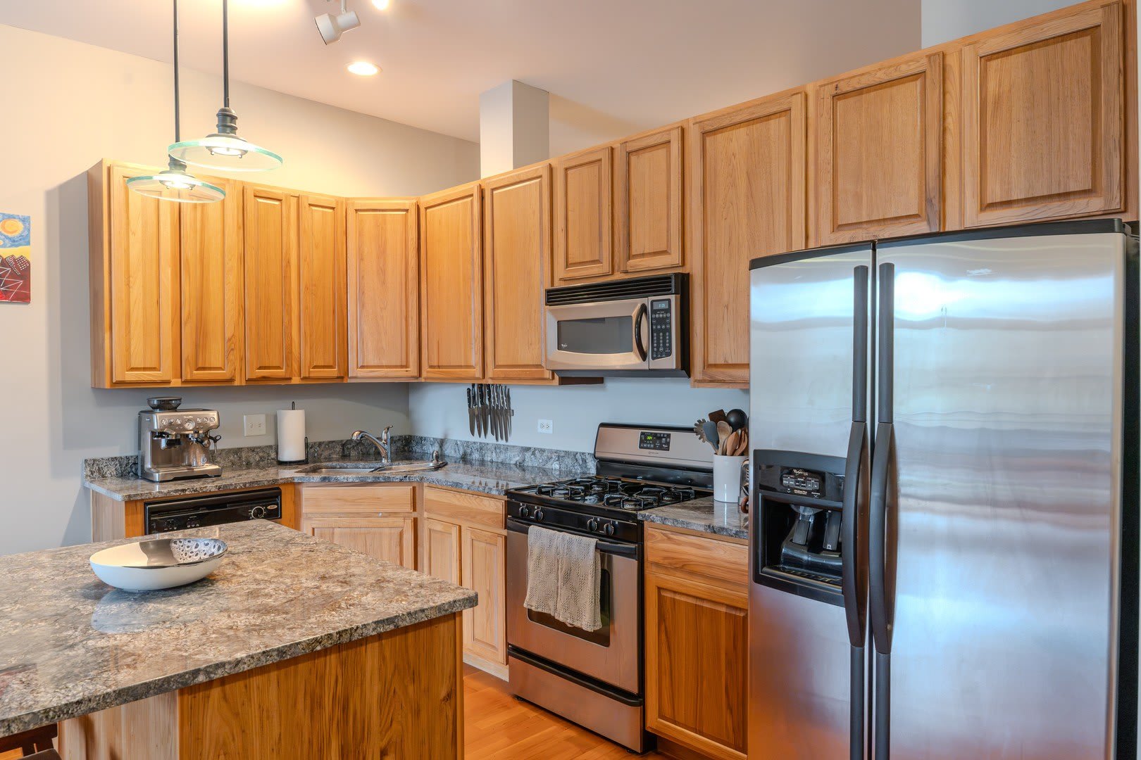2915 N CLYBOURN Avenue – photo 4