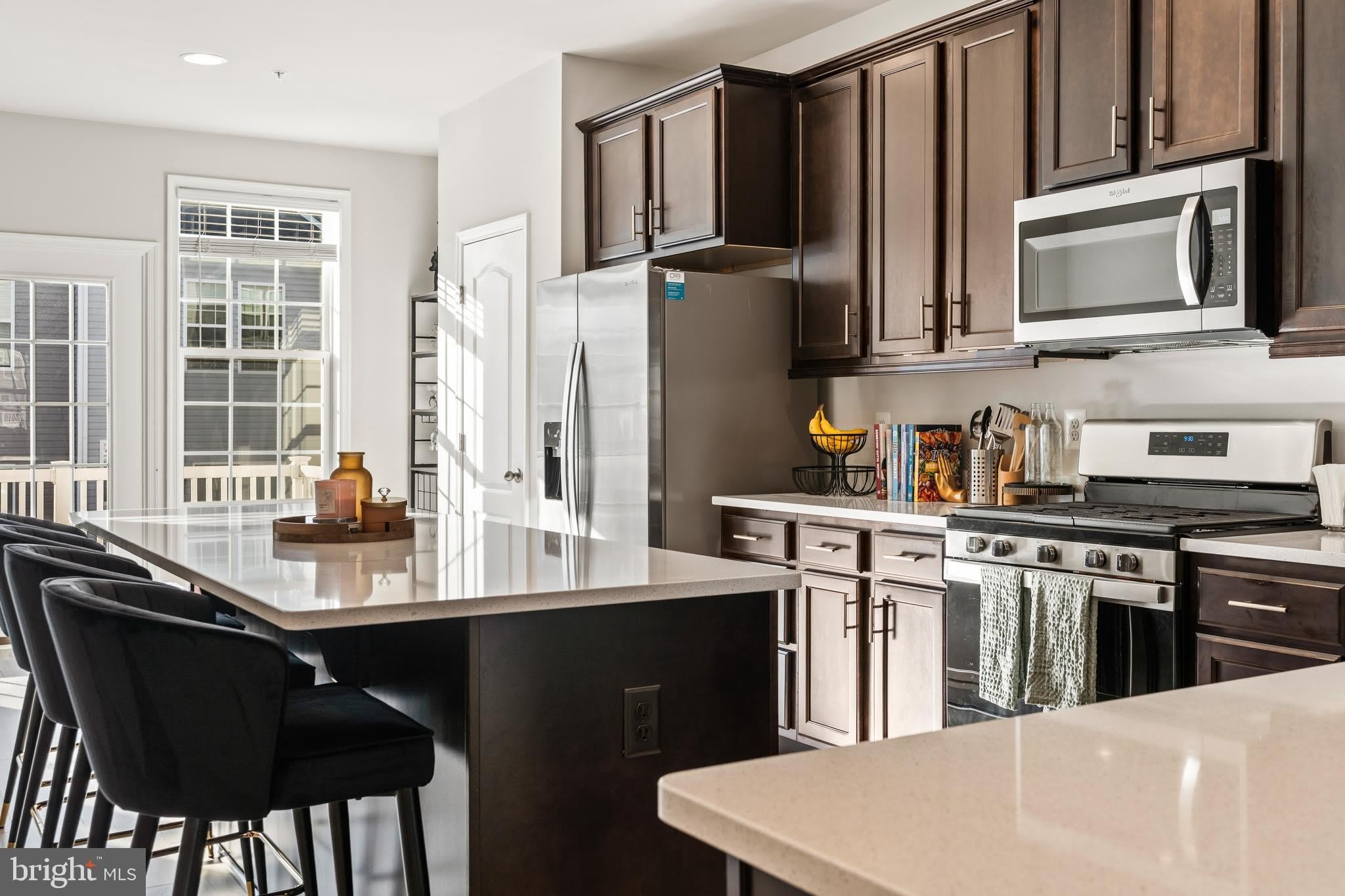 7709 PRESIDENTIAL Parkway – photo 5
