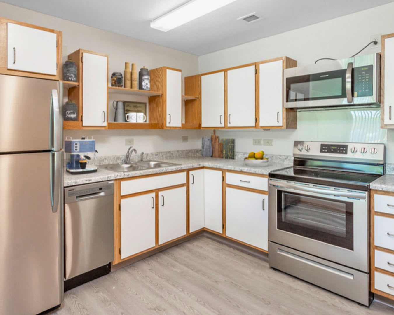 Westfield Apartments – photo 1
