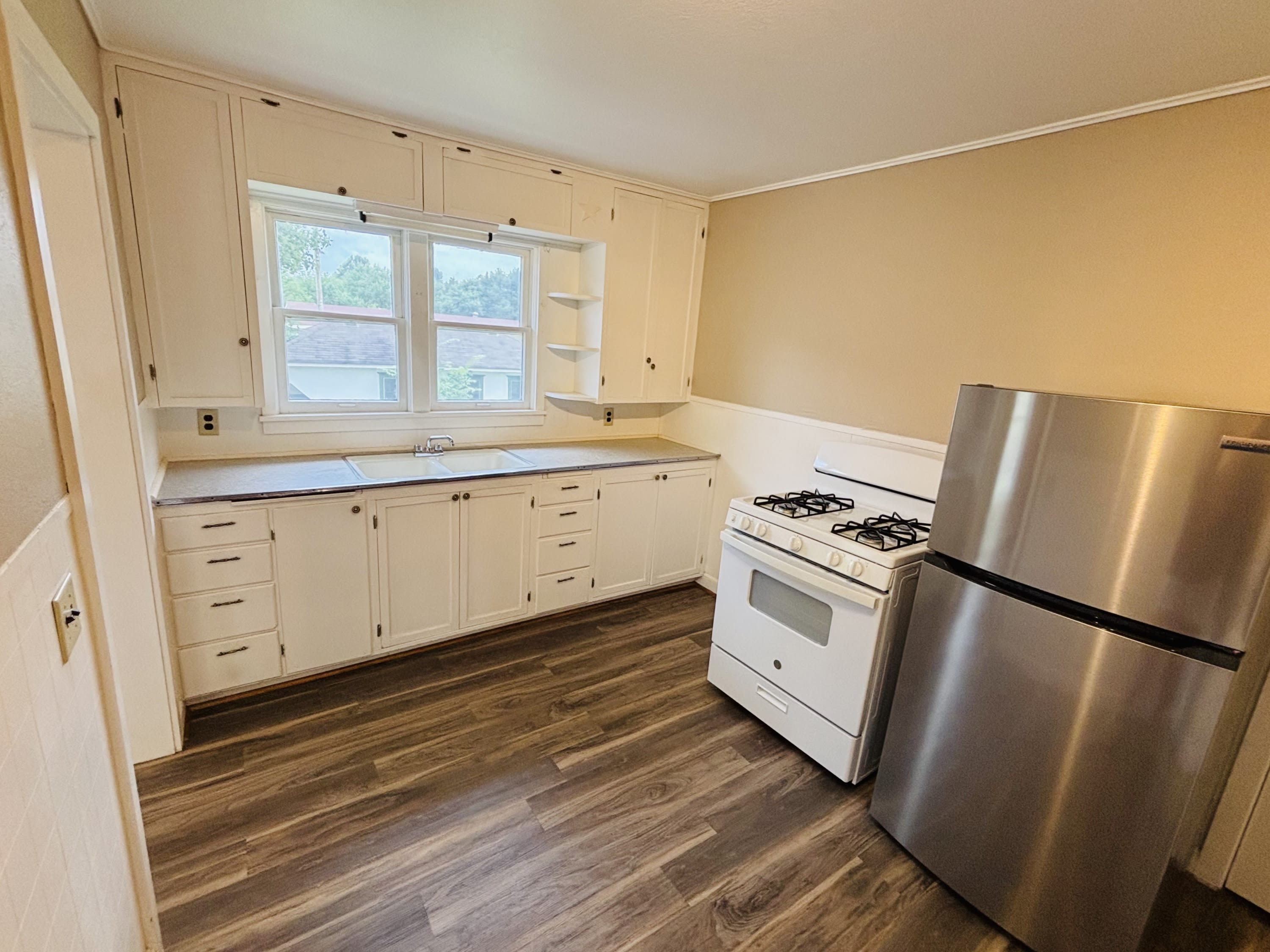 308 S Rogers St – photo 5