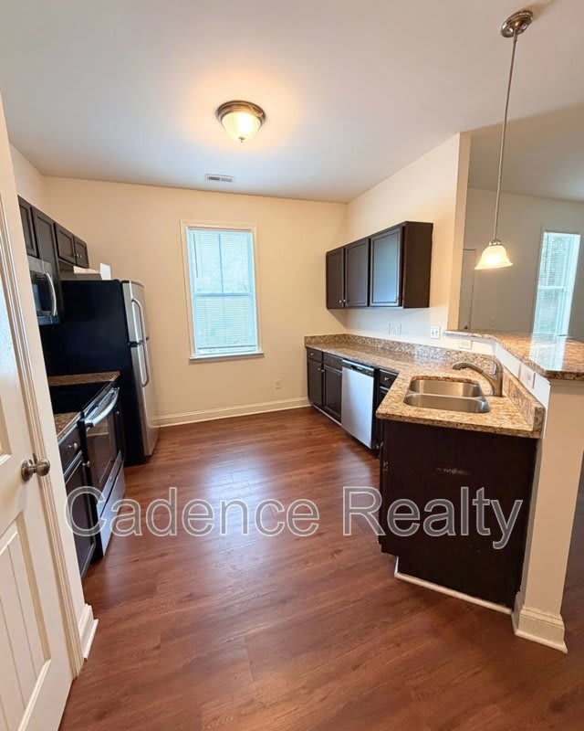 4908 Maple Avenue – photo 4