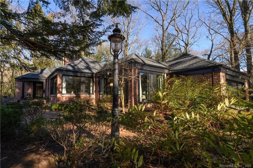 146 Hartford Turnpike – photo 1