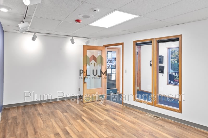 690 South West Higgins – photo 2