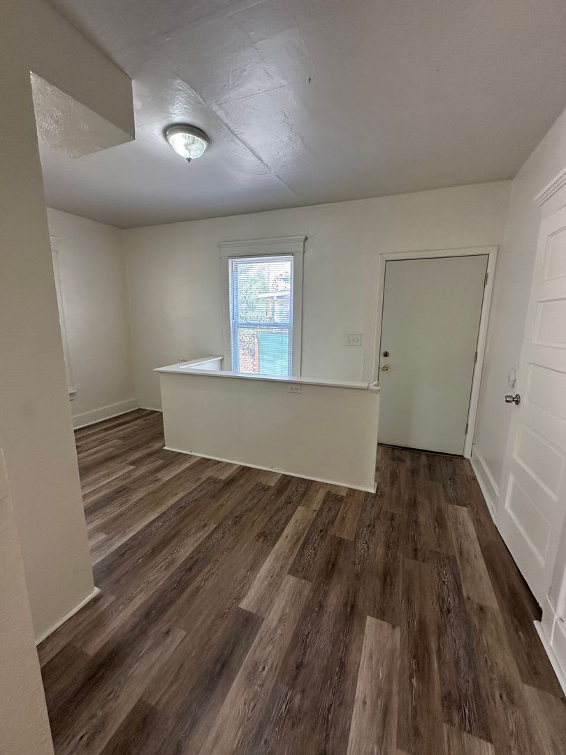 Beautiful 4 Bedroom House Available Now – photo 5