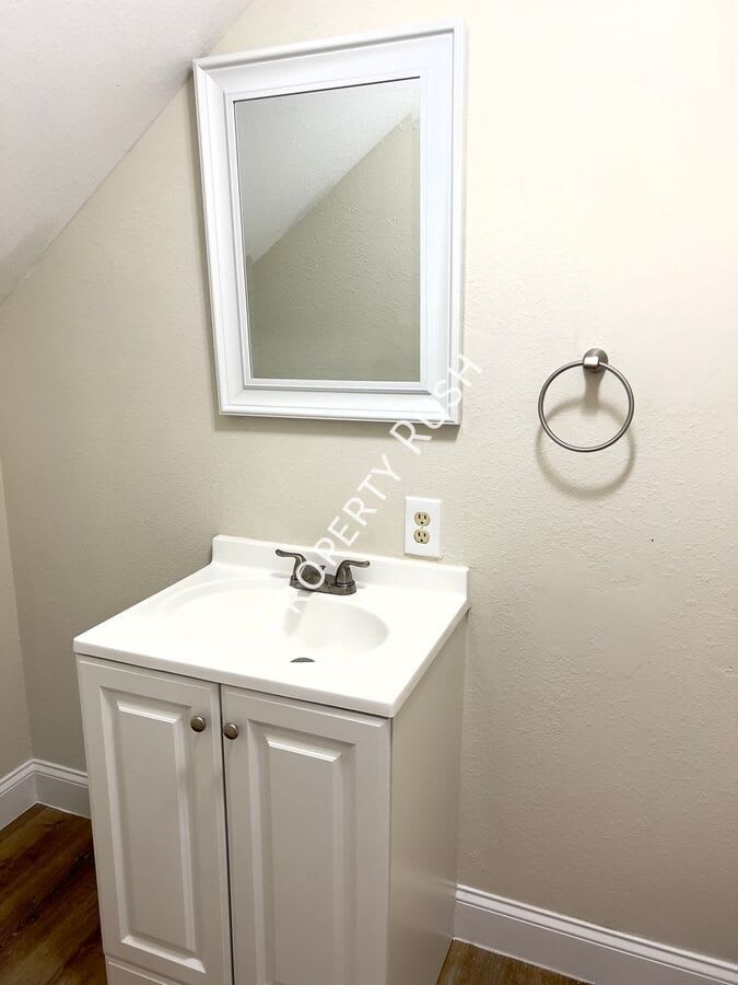 56 Bell Road – photo 3