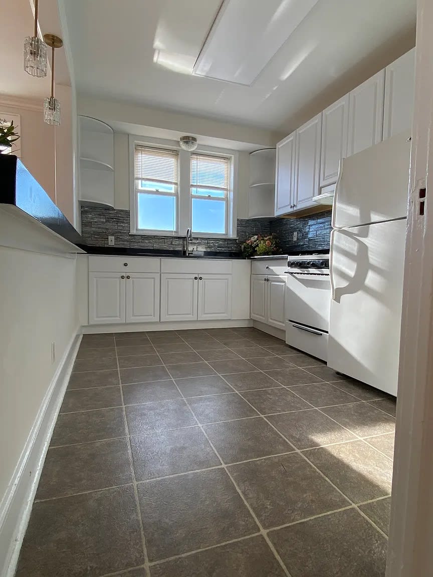1140 Edgewood Pkwy – photo 4
