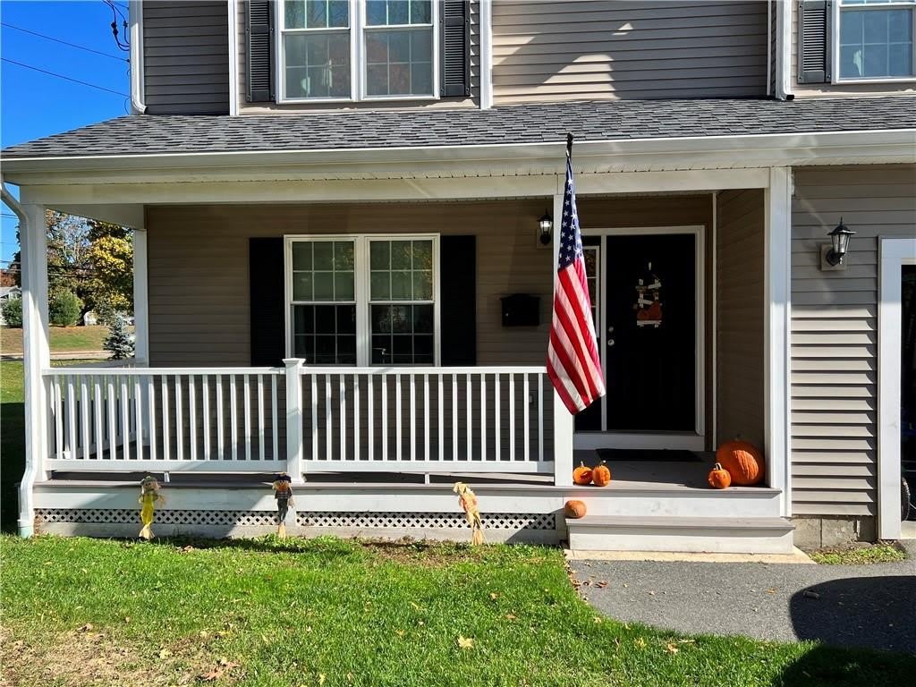 26 Potowomut Road – photo 2