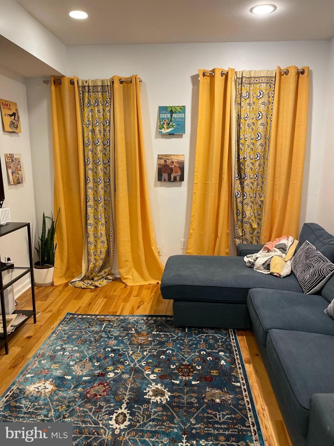217 W Girard Avenue – photo 3