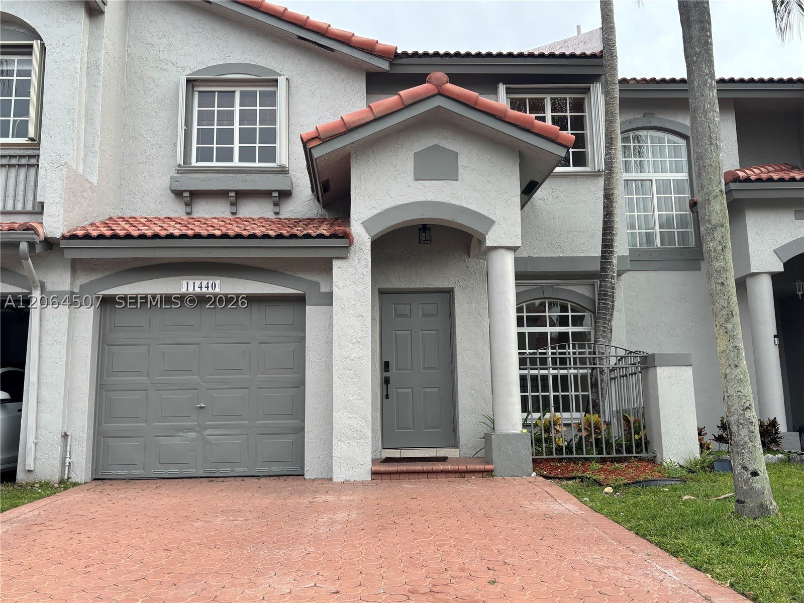 11440 NW 50th Ter – photo 1