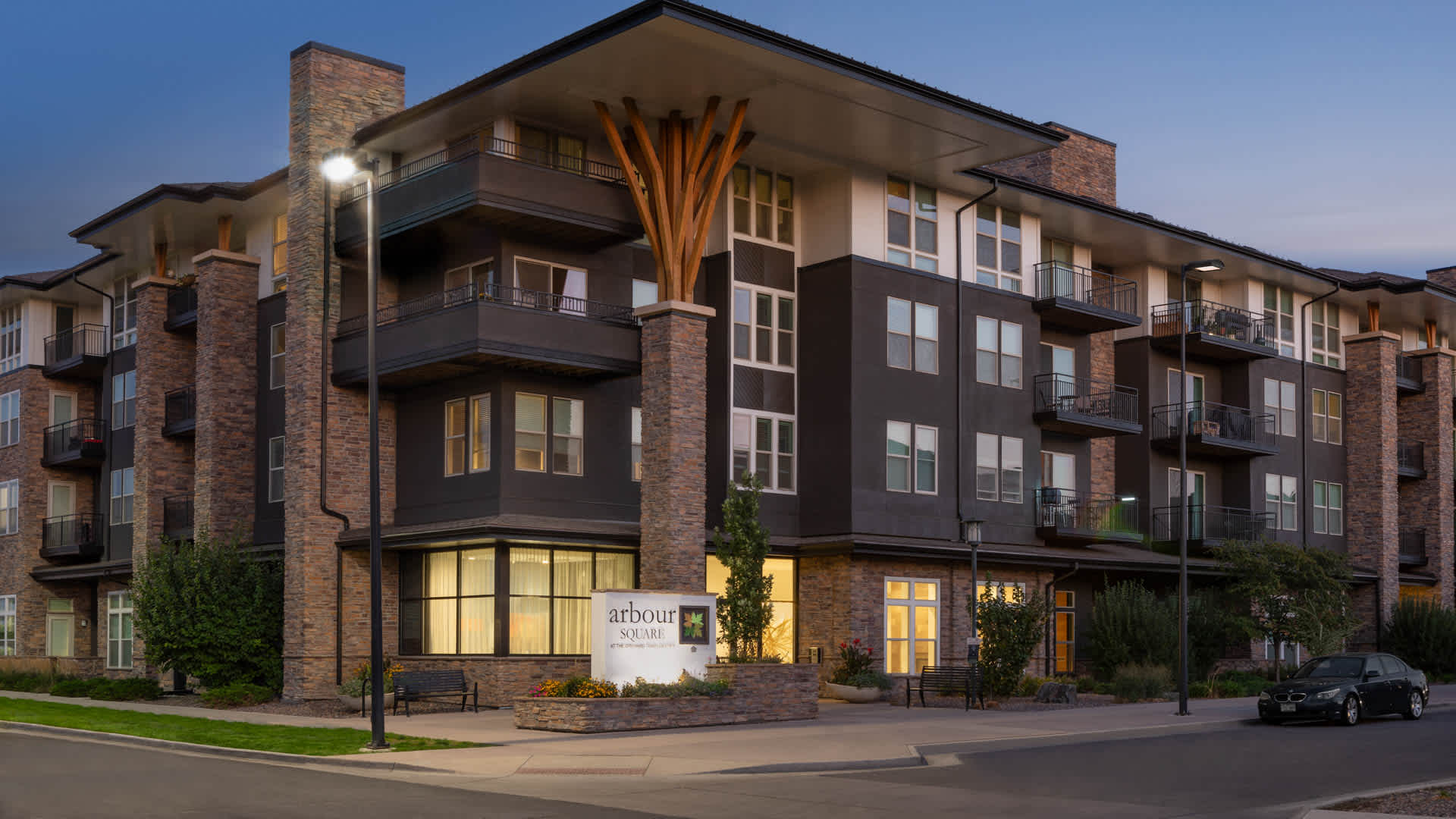 Arbour Square Apartment – photo 1