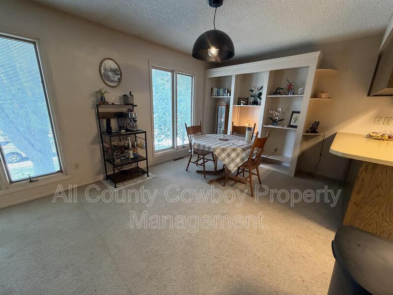 1463 N 17th St – photo 4