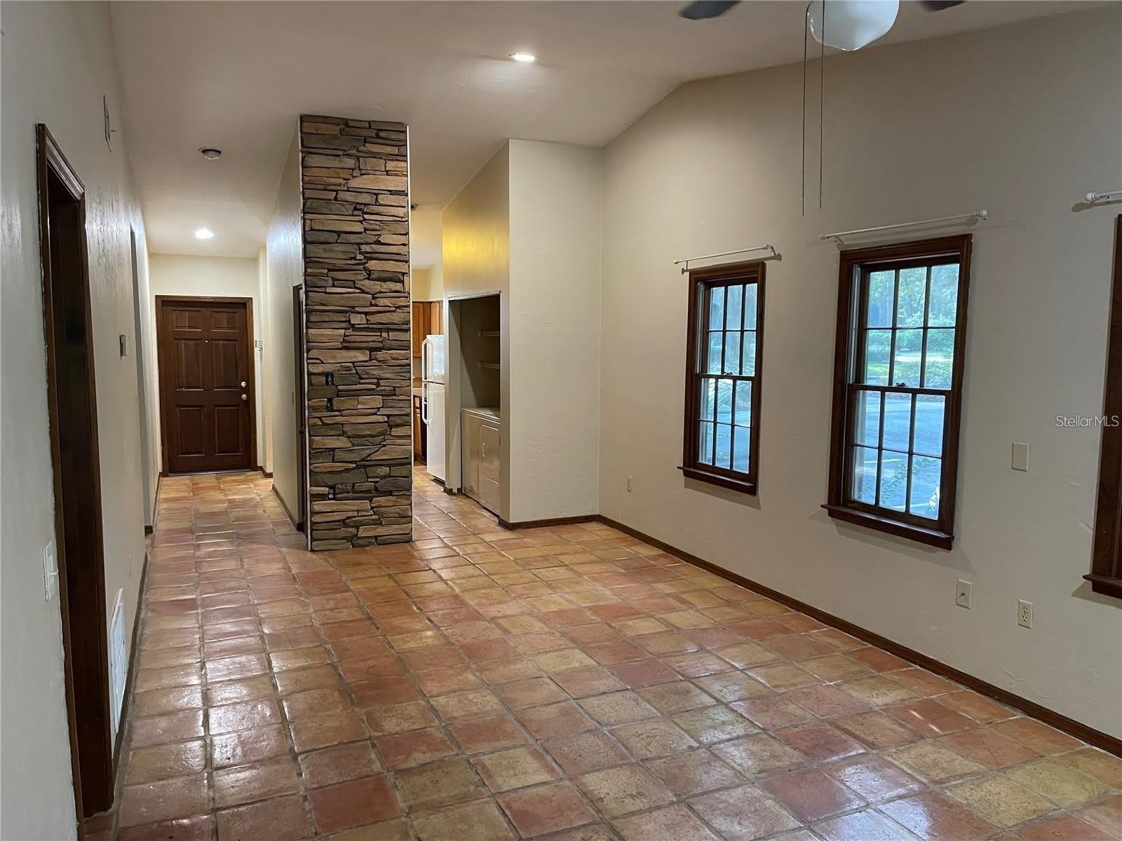 5213 SW 92ND Court – photo 5