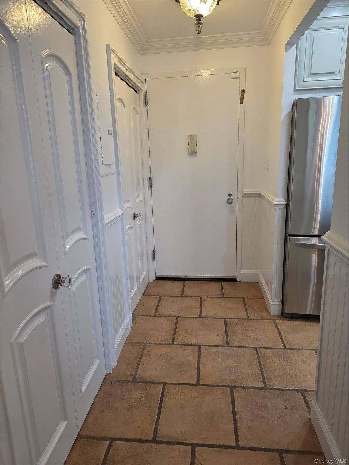 100 W Broadway – photo 5