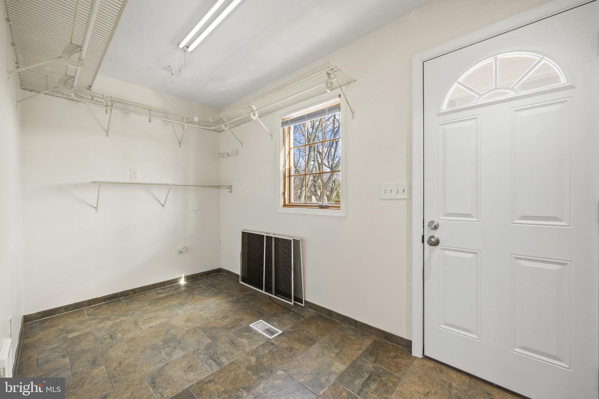 9432 LYONS MILL Road – photo 2