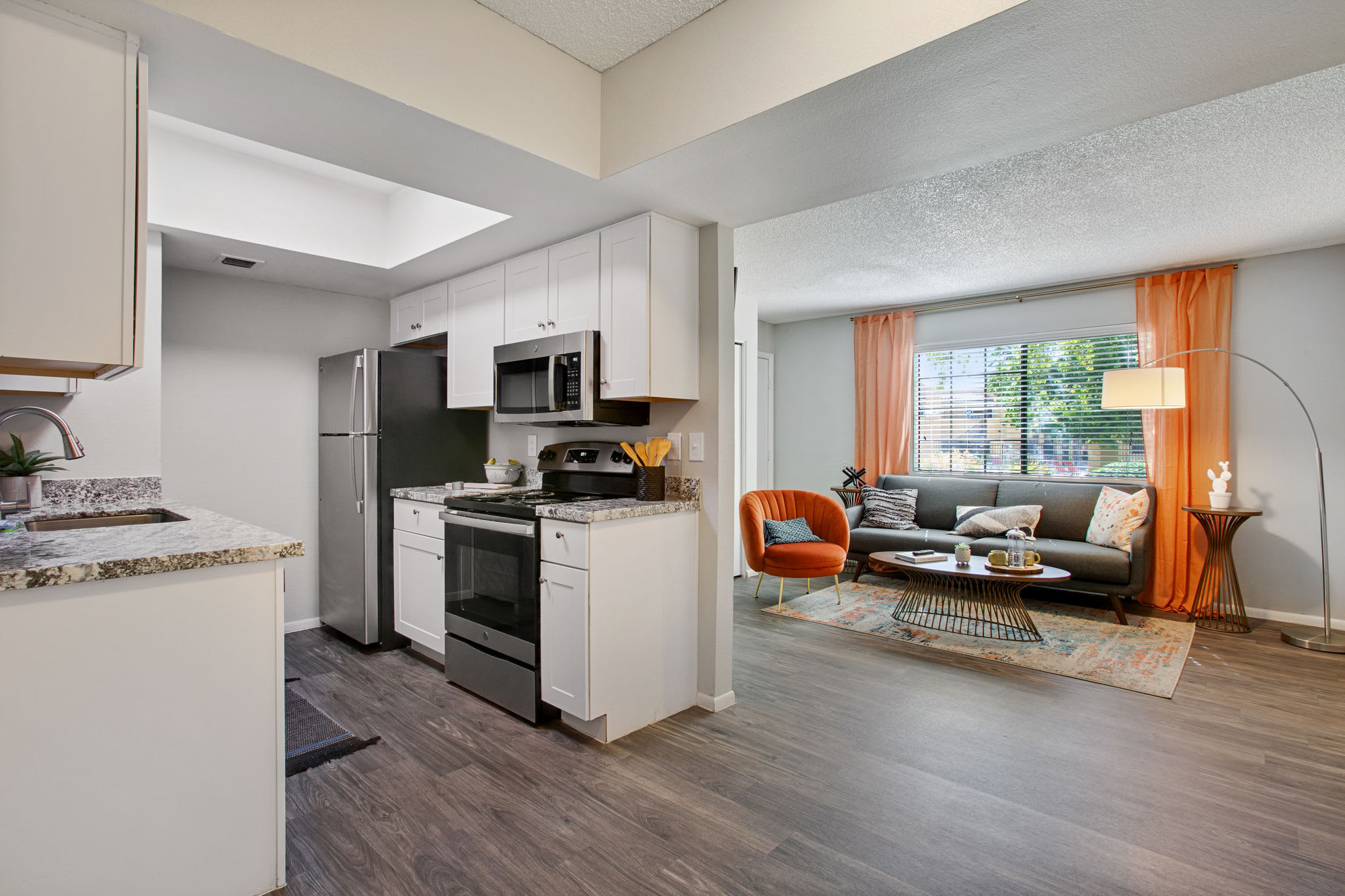 Alterra Apartments – photo 2