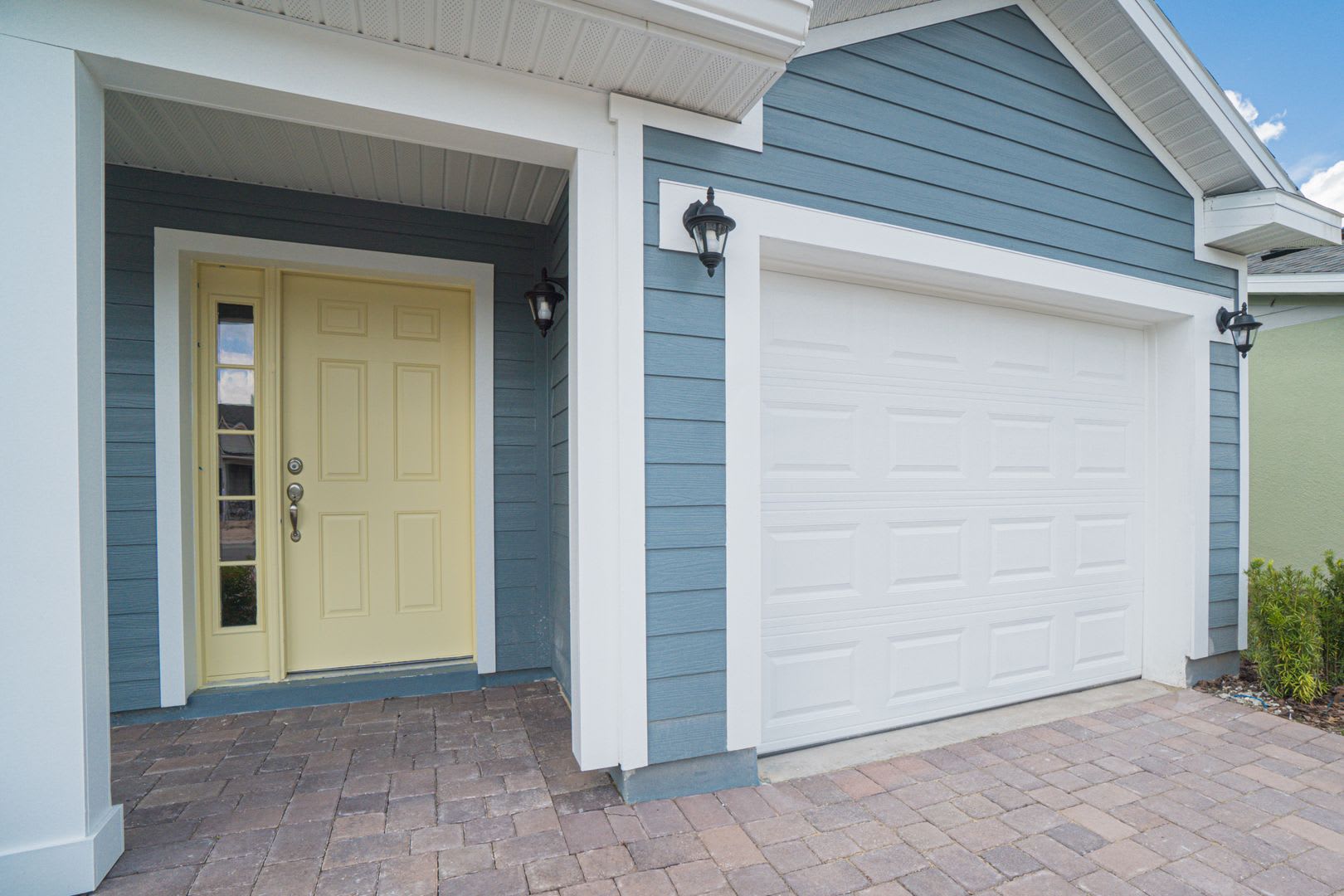 Beautiful 3 2 Energy Efficient 1 Story Attached Home W 1 Car Garage – photo 2