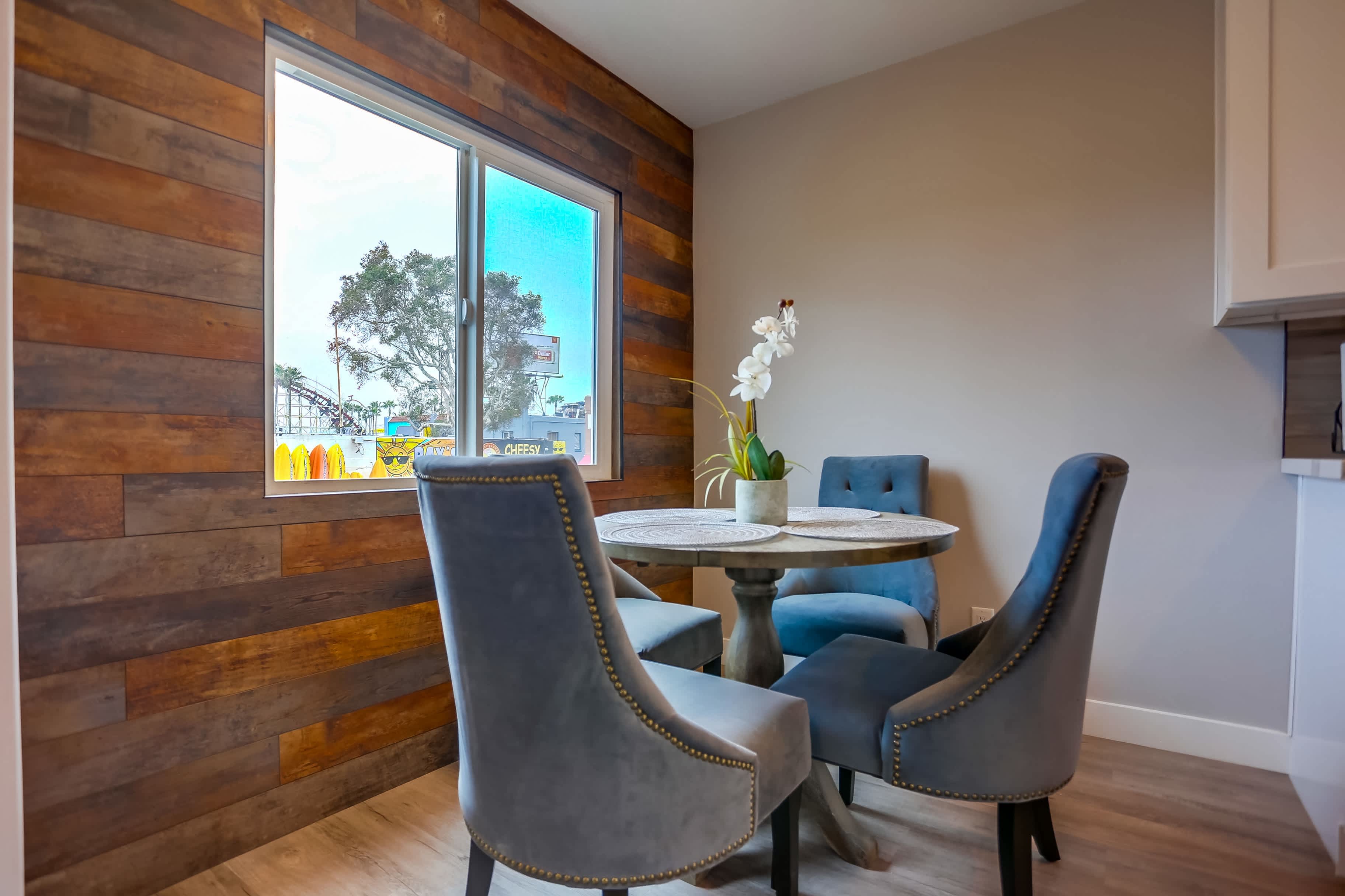 810 Island Ct – photo 3