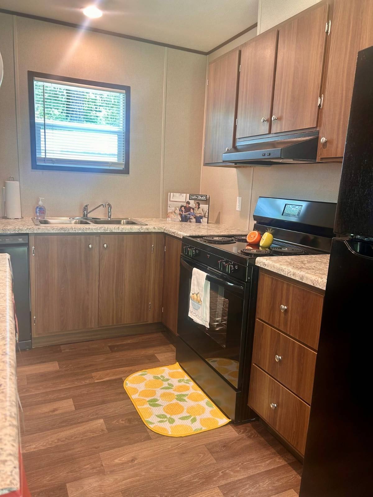 27 White Oak Village – photo 5