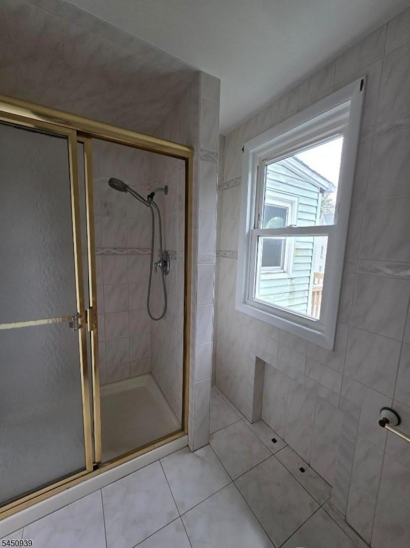 8 Clinton St – photo 3