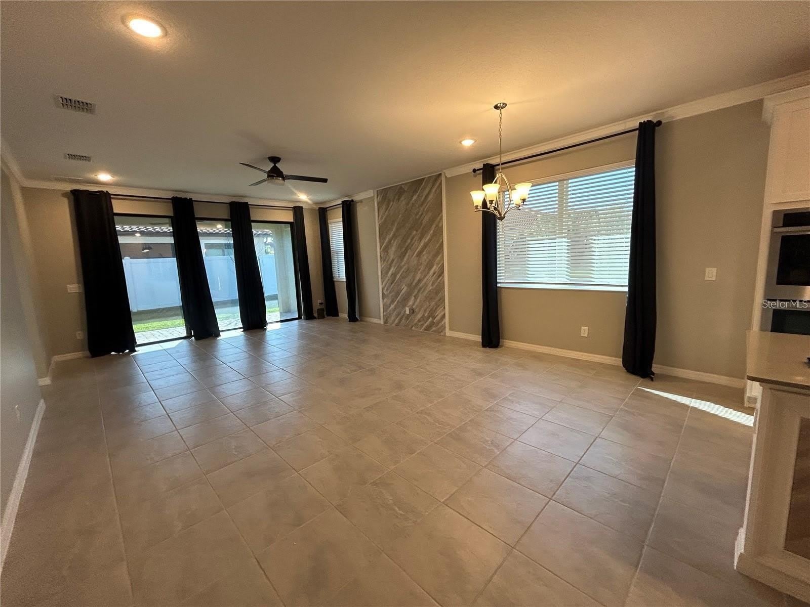 4111 SOLAMOR Street – photo 3